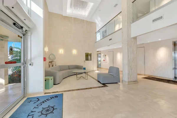 $449,000 | 750 North Ocean Boulevard, Unit 1105, Pompano Beach, FL 33062