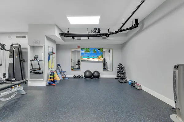 $449,000 | 750 North Ocean Boulevard, Unit 1105, Pompano Beach, FL 33062
