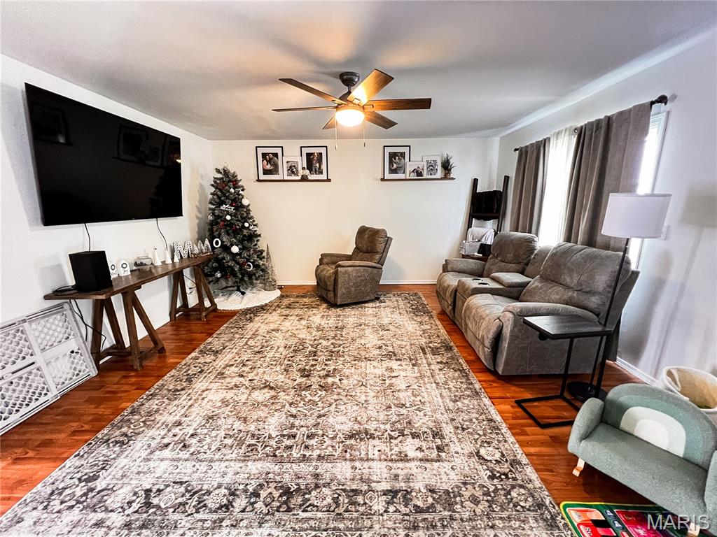 1011 A Street Germantown, IL 62245 - Photo 4 of 56