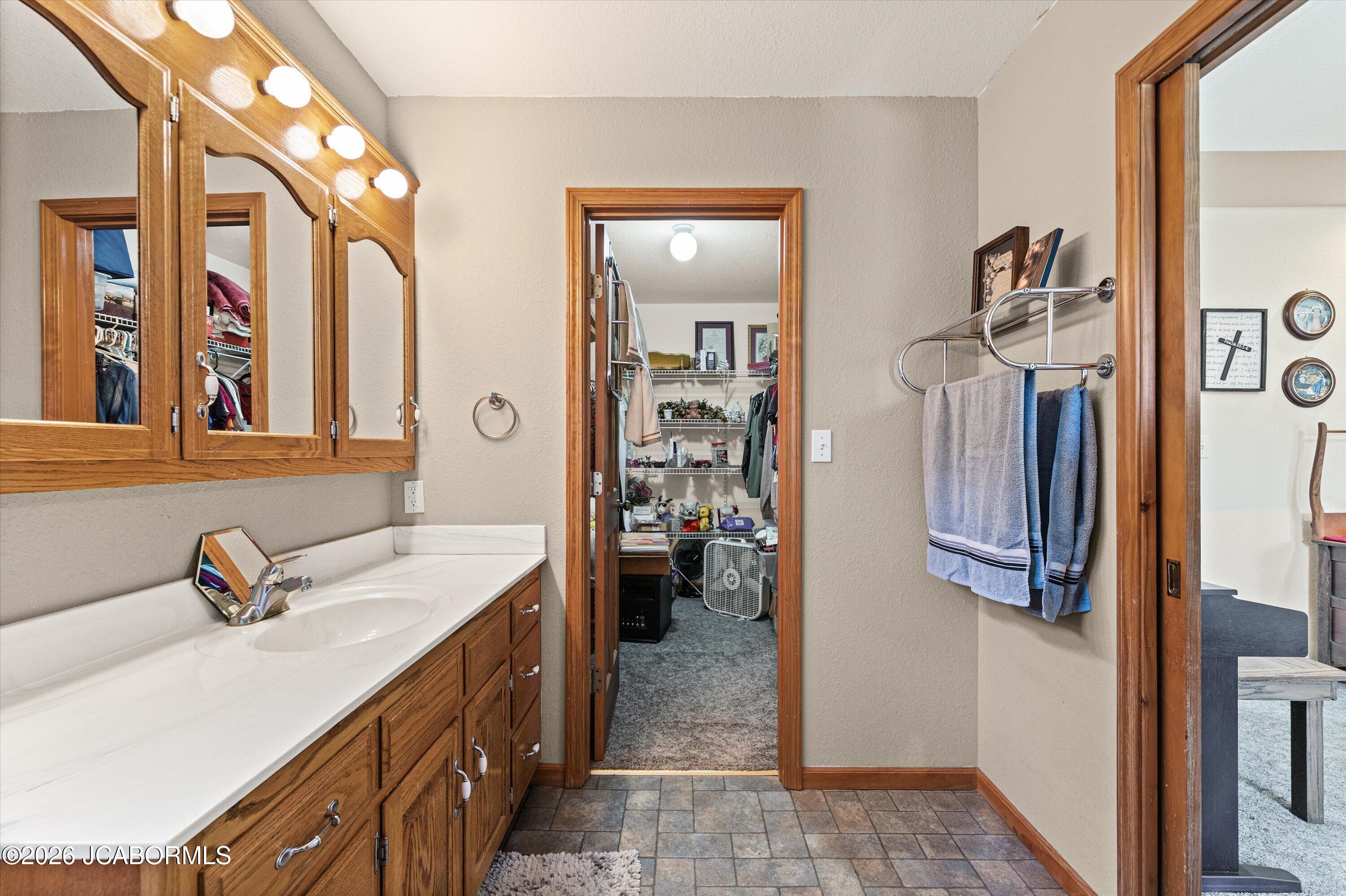 7641 Rte D Jefferson City, MO 65109 - Photo 14 of 45 Gallery Image 14