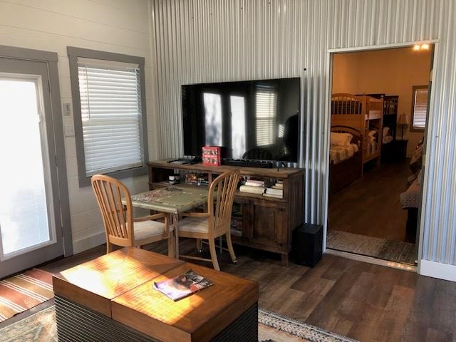 933 East Quarry Road London, TX 76854 - Photo 17 of 36