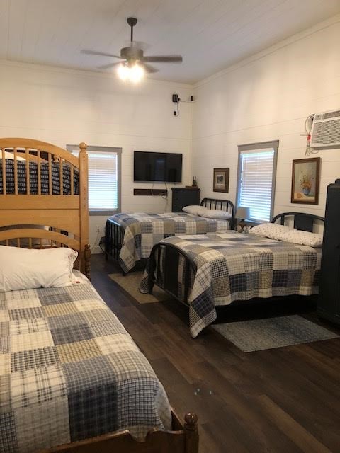 933 East Quarry Road London, TX 76854 - Photo 20 of 36
