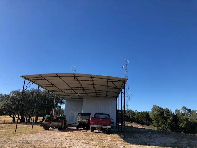 $595,000 | 933 East Quarry Road, London, TX 76854