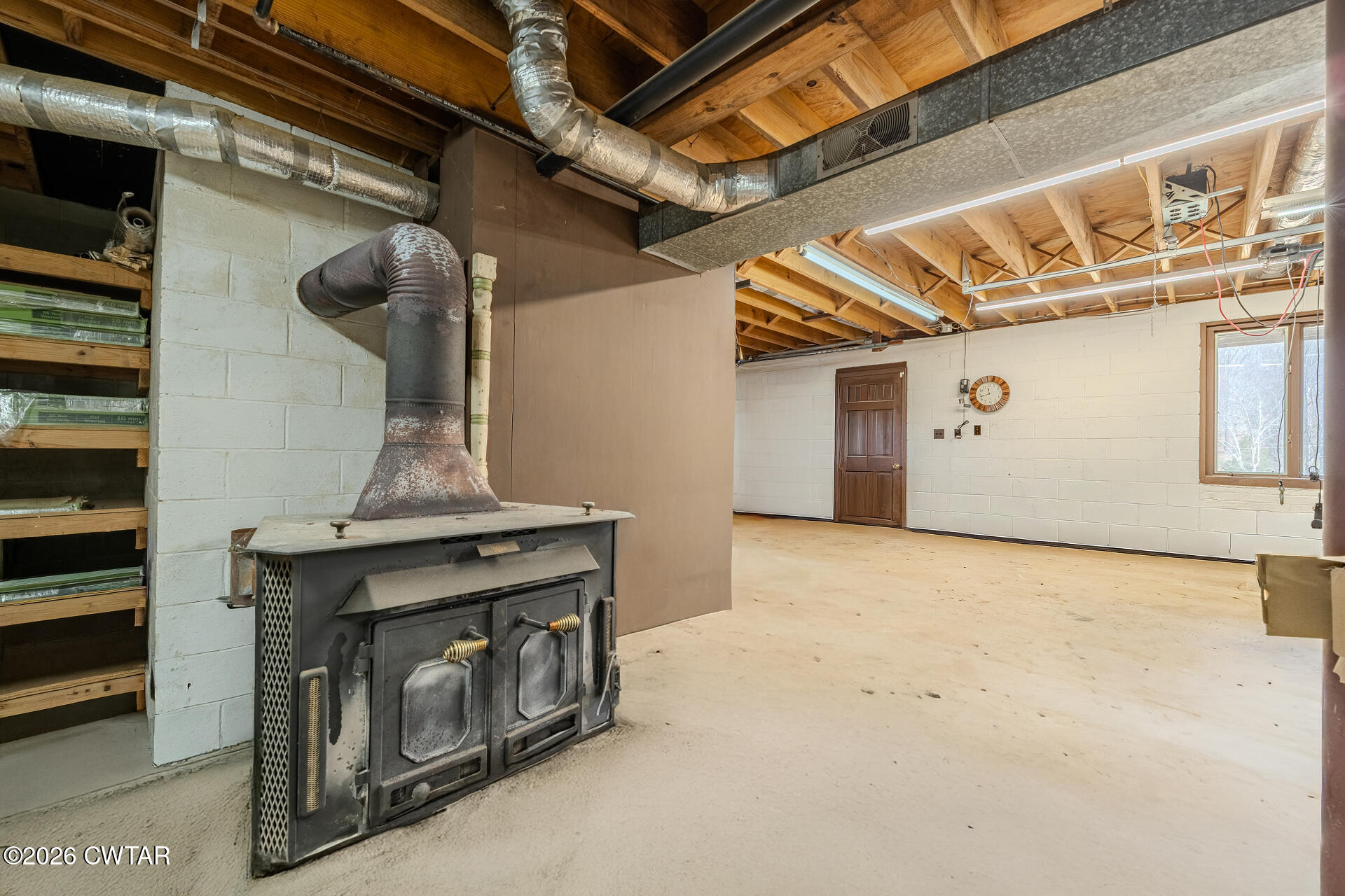 428 Gwin Cemetery Road Waverly, TN 37185 - Photo 33 of 50 a view of a fireplace in the room