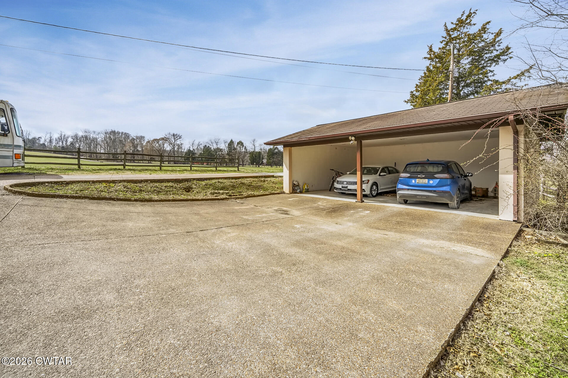 428 Gwin Cemetery Road Waverly, TN 37185 - Photo 40 of 50 a view of a house with a outdoor space