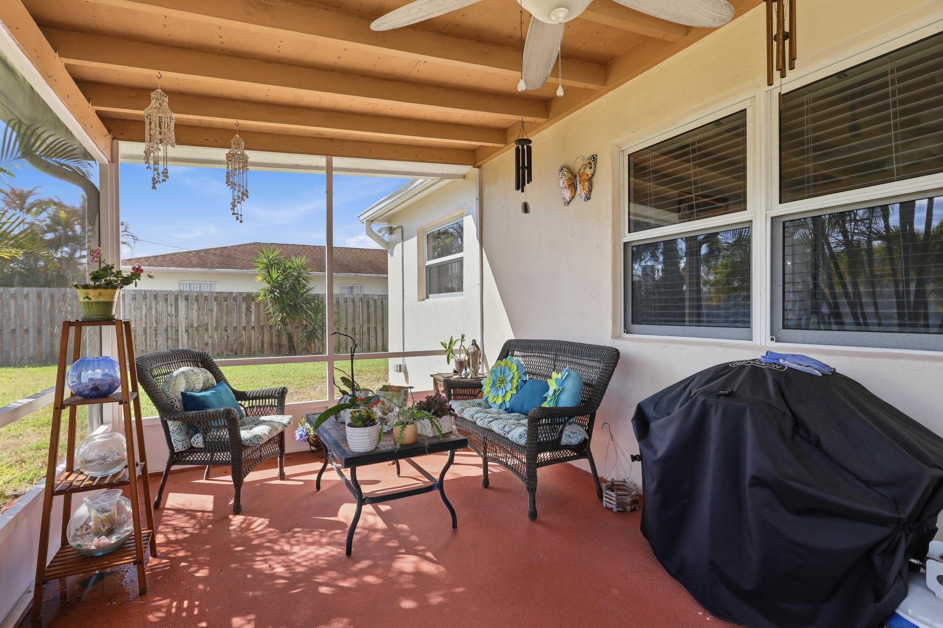 305 Circle East Jupiter, FL 33458 - Photo 27 of 35 Covered Patio