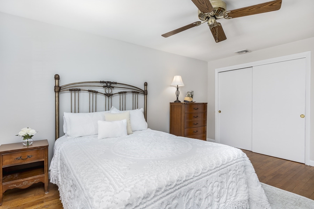 15 Francis Road Salem, MA 01970 - Photo 14 of 36