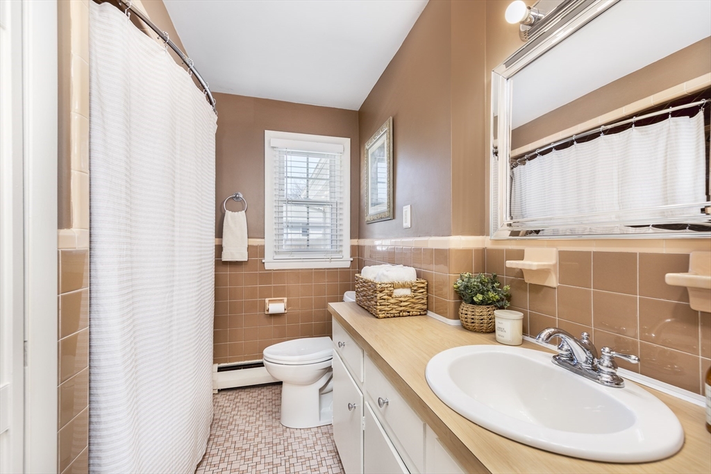 15 Francis Road Salem, MA 01970 - Photo 19 of 36