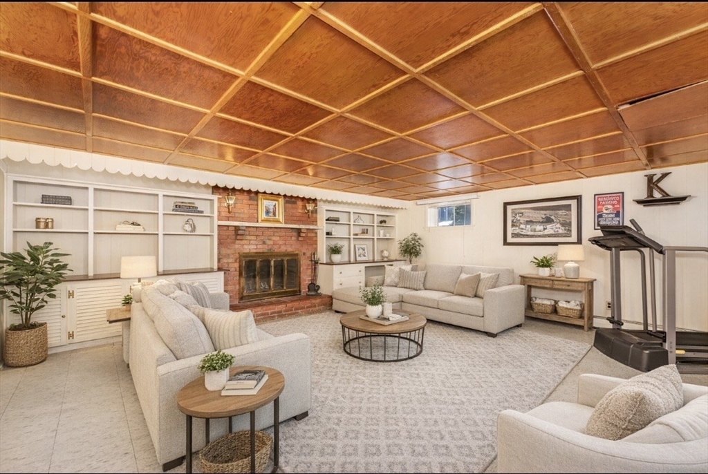 15 Francis Road Salem, MA 01970 - Photo 21 of 36