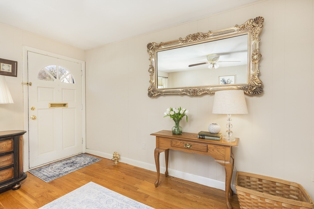 15 Francis Road Salem, MA 01970 - Photo 3 of 36