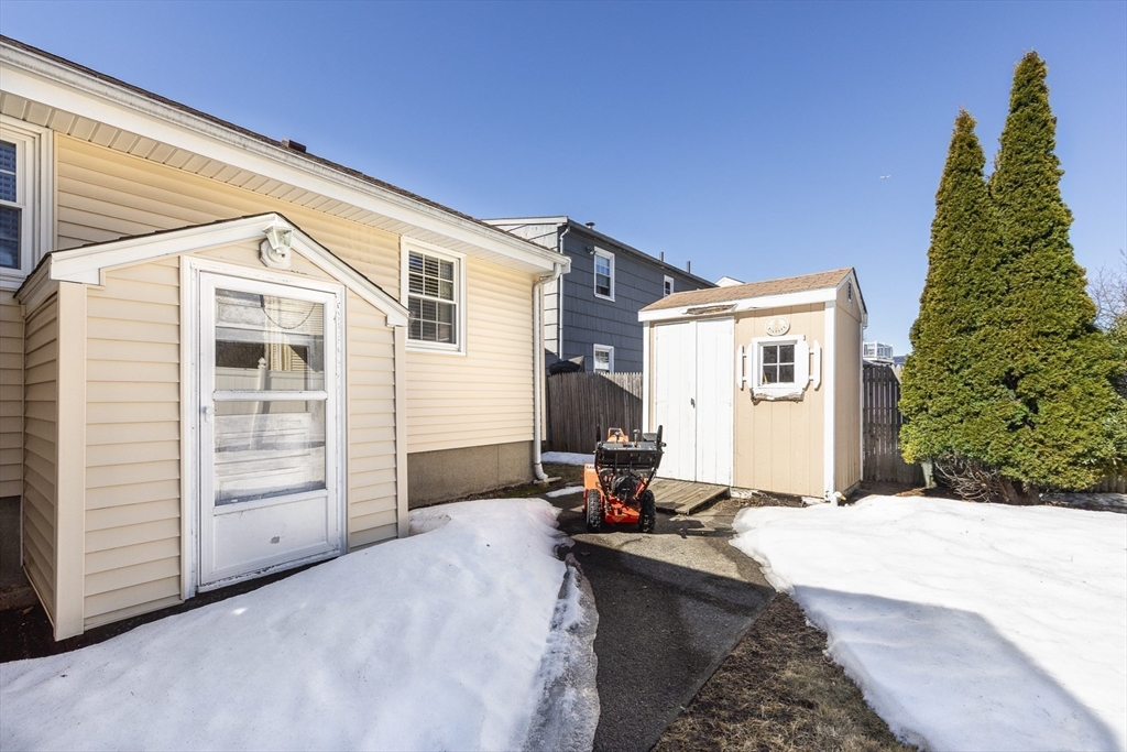 15 Francis Road Salem, MA 01970 - Photo 31 of 36