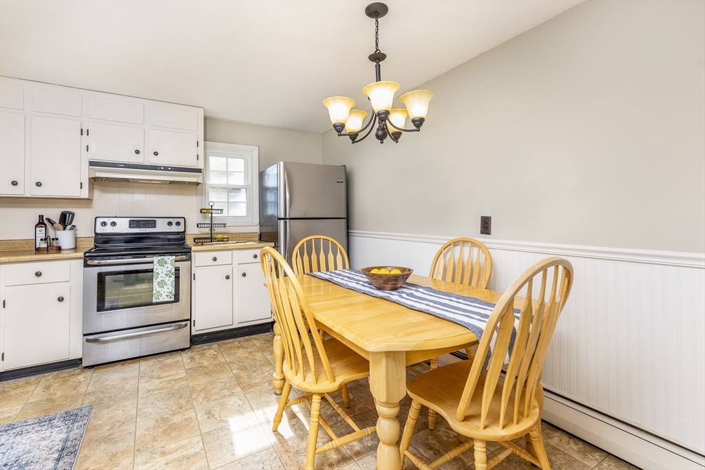 15 Francis Road Salem, MA 01970 - Photo 8 of 36