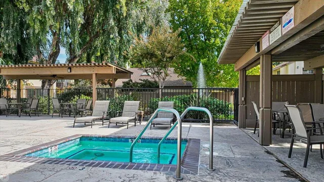 $169,000 | 3701 Colonial Drive, Unit 23, Modesto, CA 95356