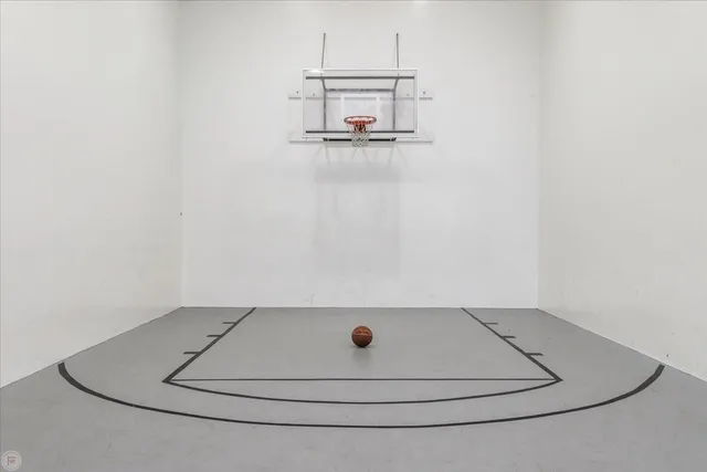 $169,000 | 3701 Colonial Drive, Unit 23, Modesto, CA 95356