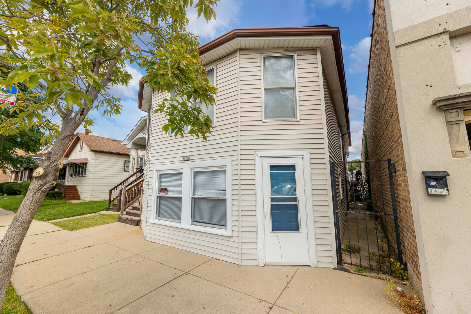 7408 West Addison Street Chicago, IL 60634 - Photo 2 of 20