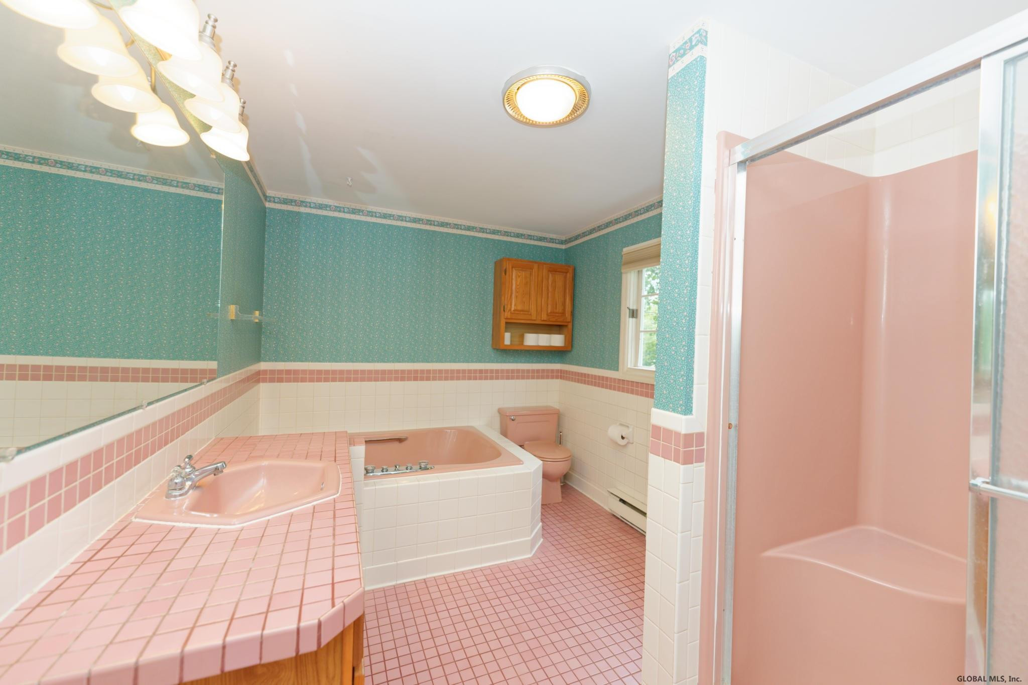 1346 Hawthorn Road Niskayuna, NY 12309 - Photo 32 of 60 Photo 32