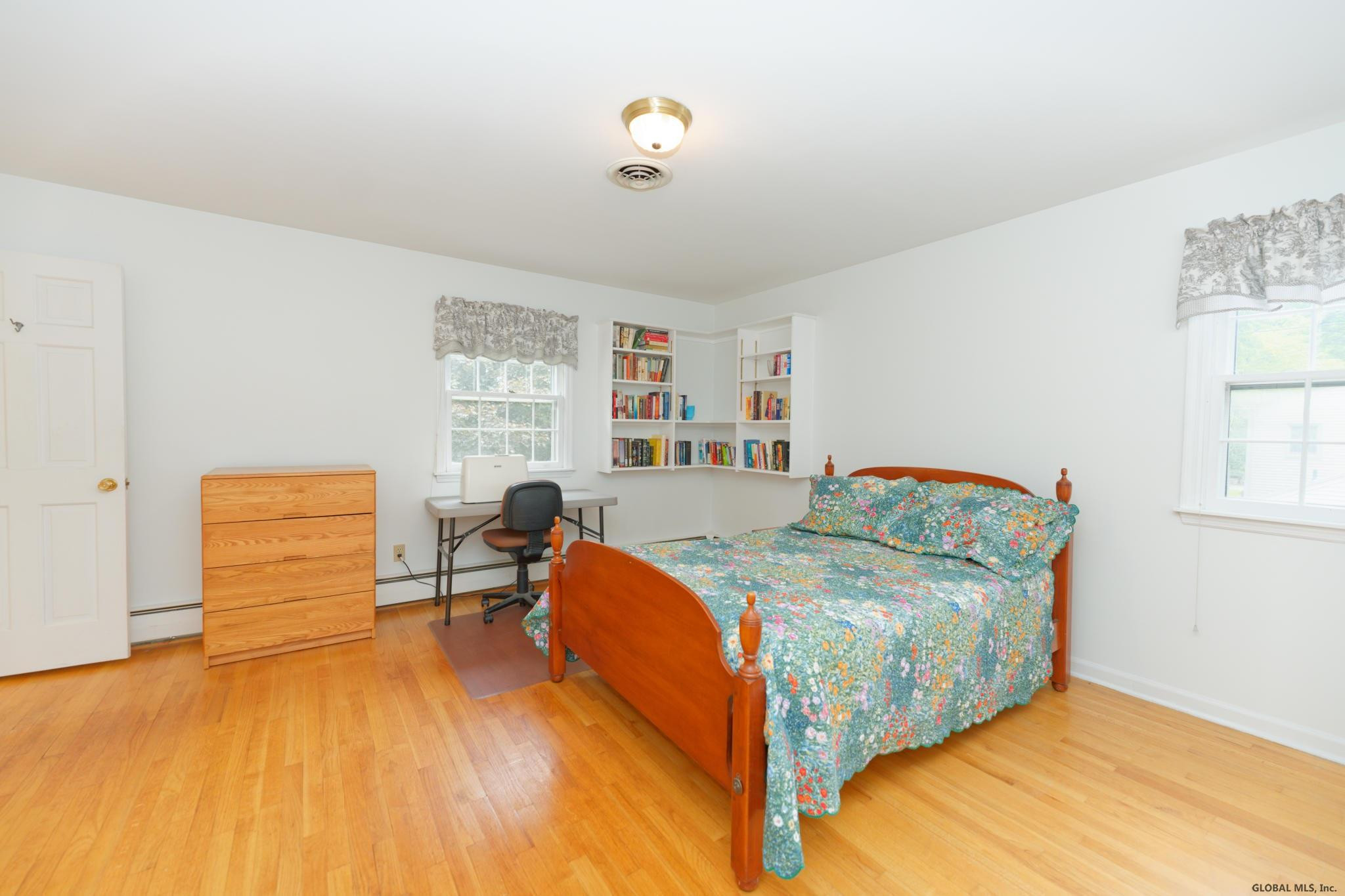 1346 Hawthorn Road Niskayuna, NY 12309 - Photo 40 of 60 Photo 40