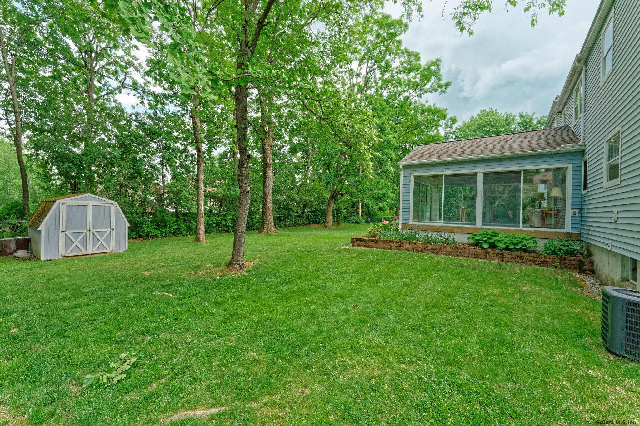 1346 Hawthorn Road Niskayuna, NY 12309 - Photo 52 of 60 Photo 52