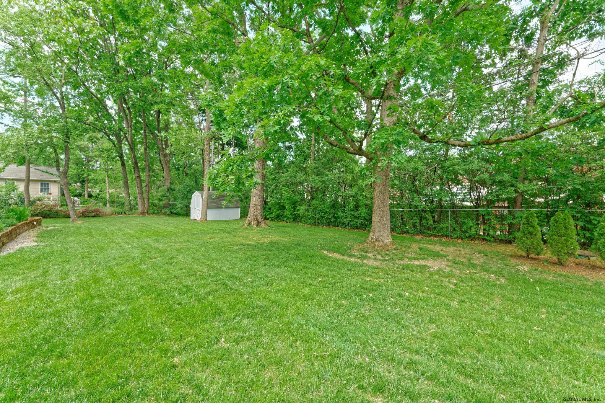 1346 Hawthorn Road Niskayuna, NY 12309 - Photo 56 of 60 Photo 56