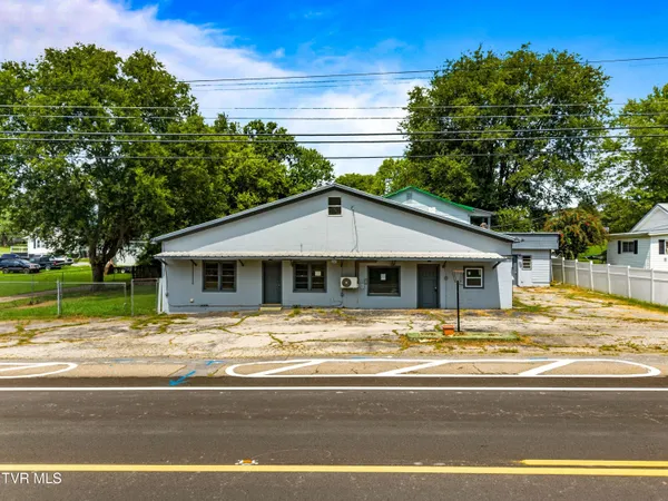 $175,000 | 6563 East Andrew Johnson Highway, Whitesburg, TN 37891