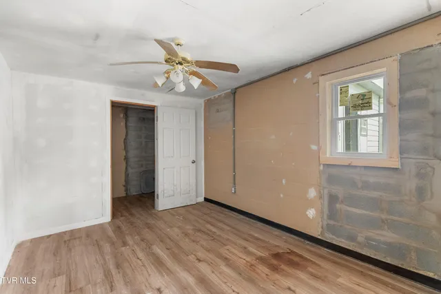 $190,000 | 6563 East Andrew Johnson Highway, Whitesburg, TN 37891