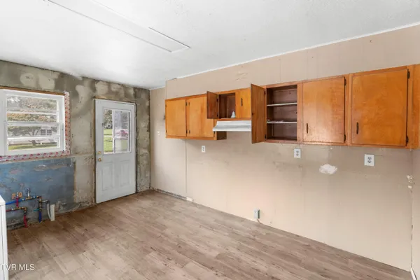 $165,000 | 6563 East Andrew Johnson Highway, Whitesburg, TN 37891