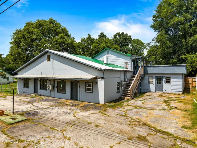 $190,000 | 6563 East Andrew Johnson Highway, Whitesburg, TN 37891