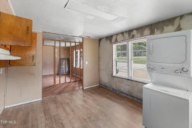 $190,000 | 6563 East Andrew Johnson Highway, Whitesburg, TN 37891