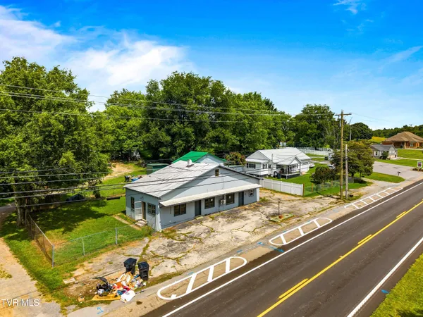 $165,000 | 6563 East Andrew Johnson Highway, Whitesburg, TN 37891