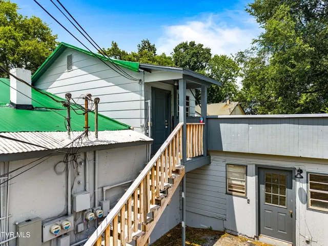 $190,000 | 6563 East Andrew Johnson Highway, Whitesburg, TN 37891