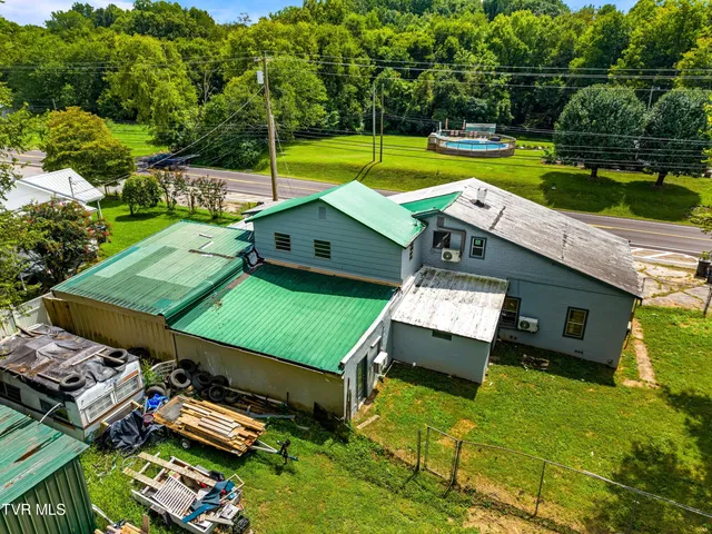 $190,000 | 6563 East Andrew Johnson Highway, Whitesburg, TN 37891