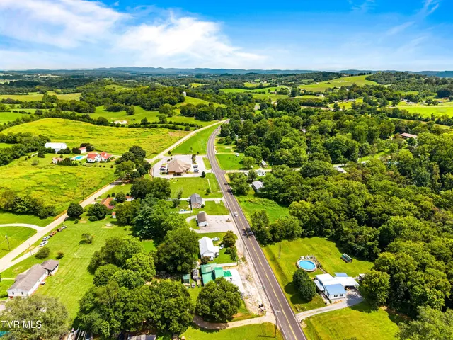 $190,000 | 6563 East Andrew Johnson Highway, Whitesburg, TN 37891