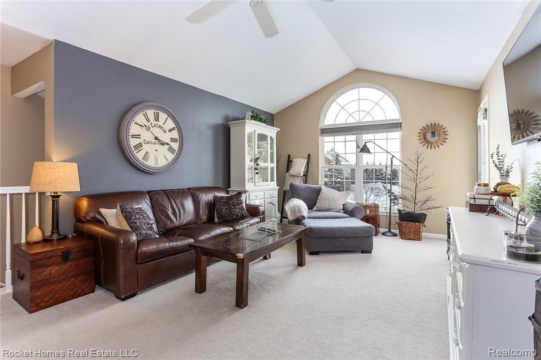 5301 Brookemonte Circle Rochester, MI 48306 - Photo 4 of 30 005-Living_Room-5174730-medium.jpg