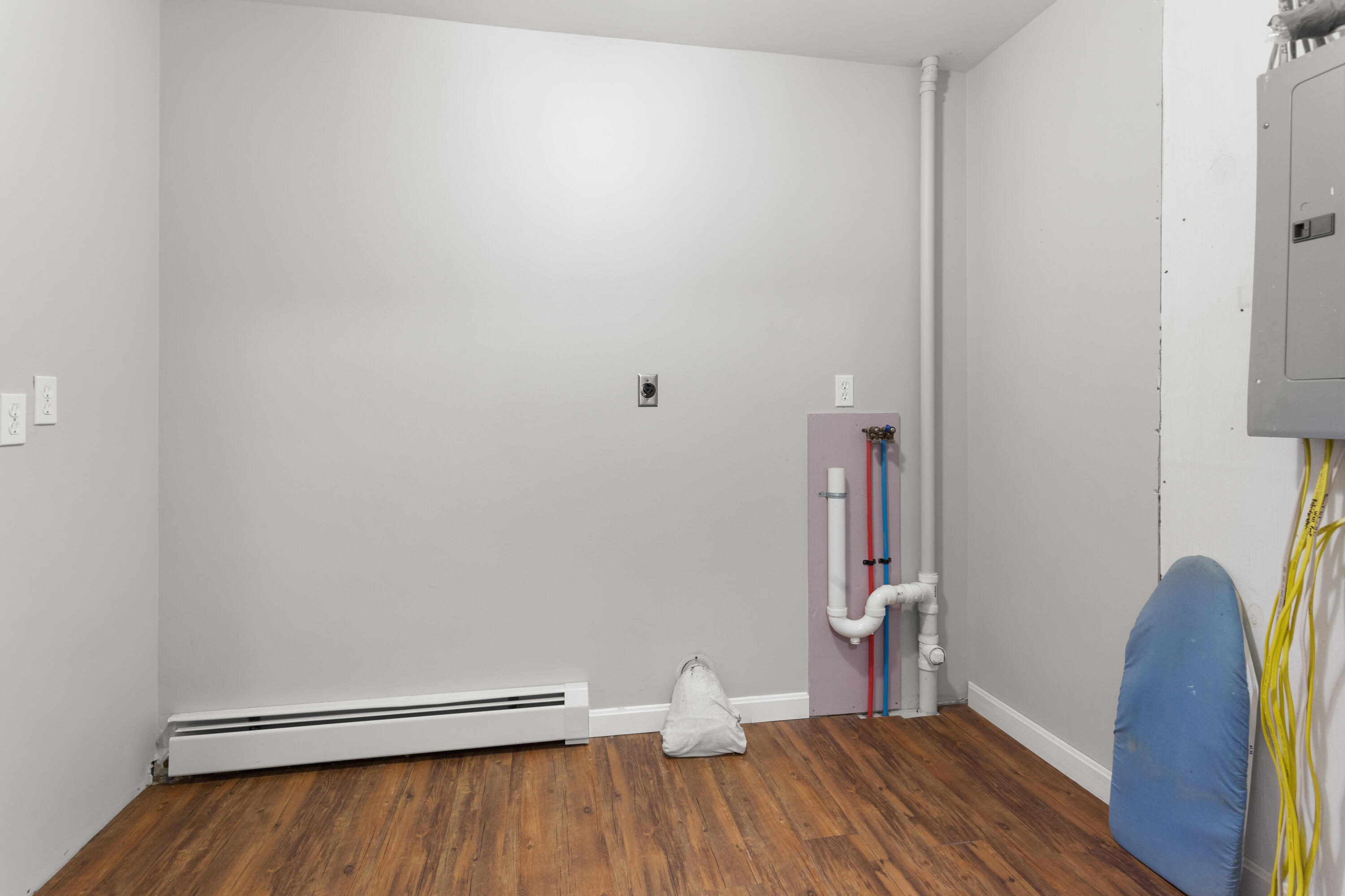1298 Happytown Road Orland, ME 04472 - Photo 20 of 34 1st Flr Laundry