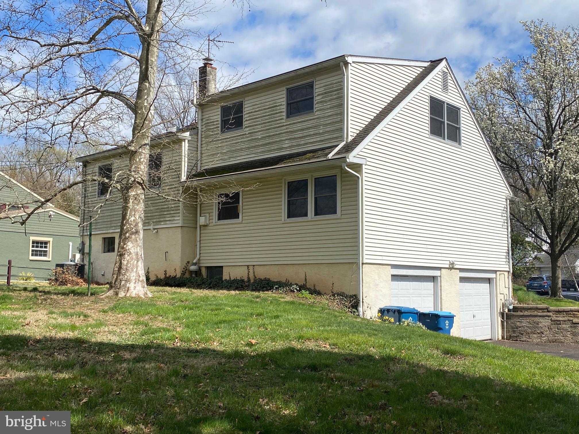 123 Cornwall Drive Chalfont, PA 18914 - Photo 35 of 37 a front view of a house with a yard