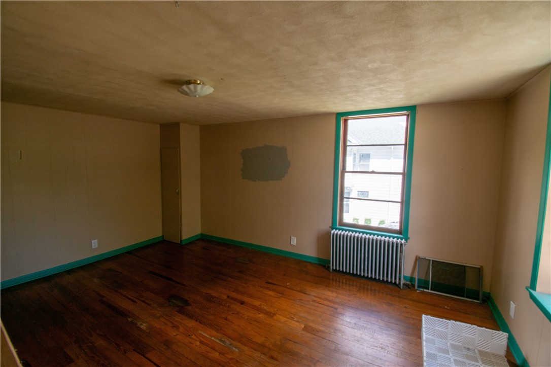 182 Fall Street Seneca Falls, NY 13148 - Photo 15 of 20
