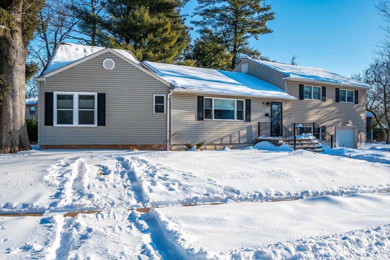 9 Olden Road Edison, NJ 08817 - Photo 2 of 39