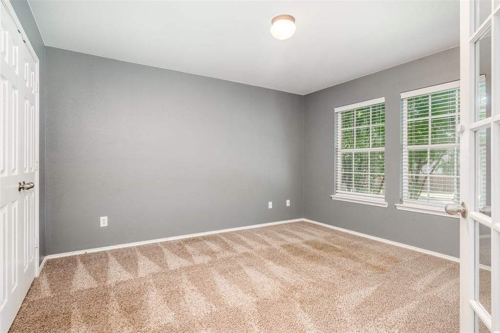6504 Corral Lane Denton, TX 76210 - Photo 5 of 25
