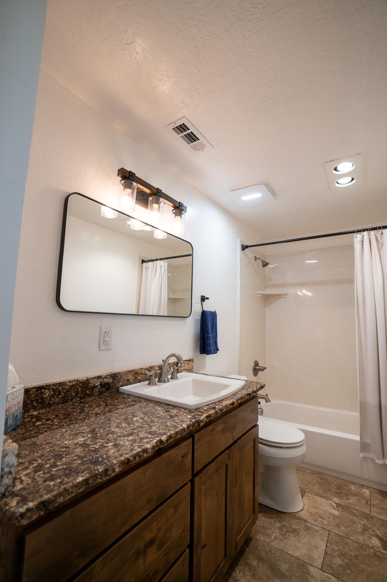 15882 Antioch Road White City, OR 97503 - Photo 19 of 49 018