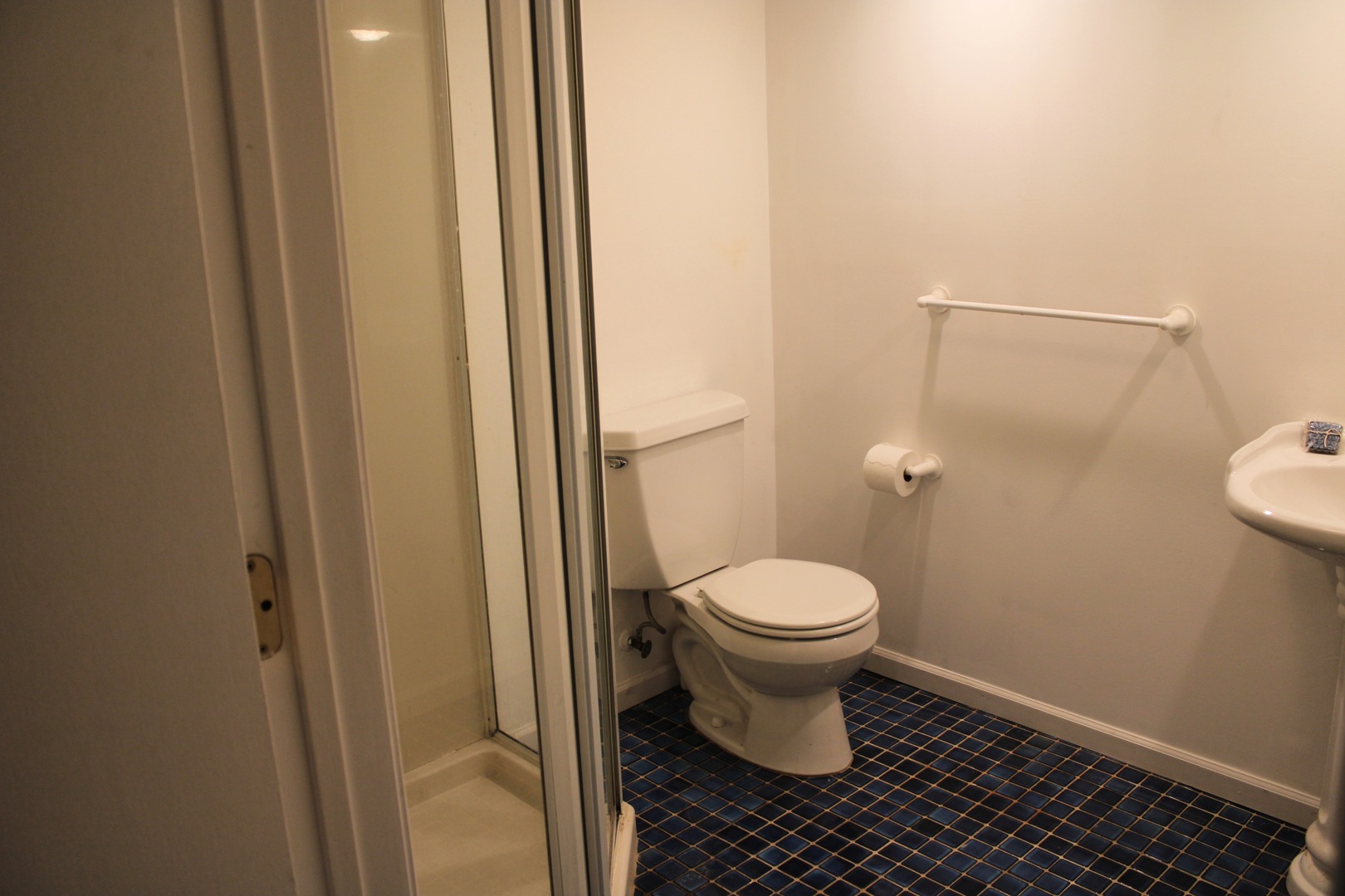 2510 South 17th Avenue Broadview, IL 60155 - Photo 15 of 17 a bathroom with a toilet and a shower