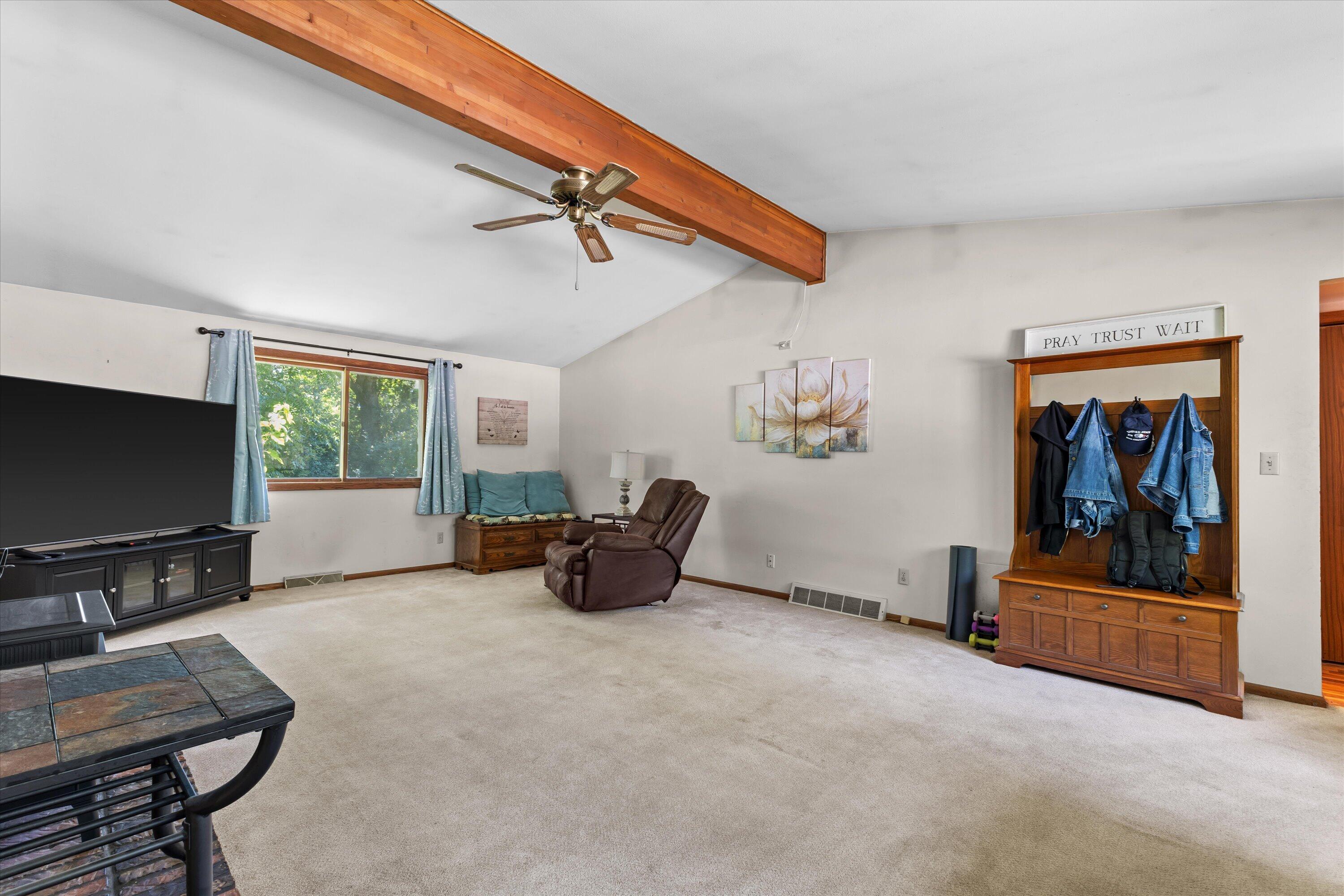 W347S7680 Sprague Road Eagle, WI 53119 - Photo 22 of 45 Family Room With Vaulted Ceilings