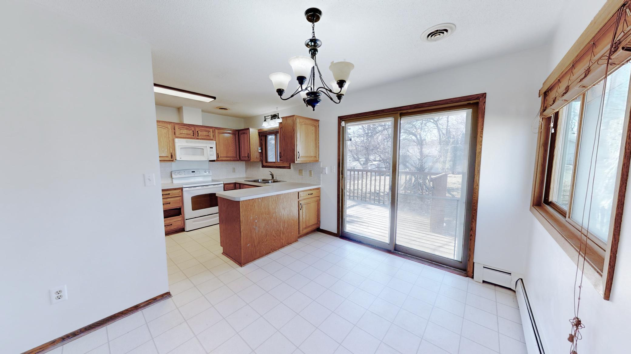 516 28th Street Northwest Rochester, MN 55901 - Photo 5 of 25 Gallery Image 5