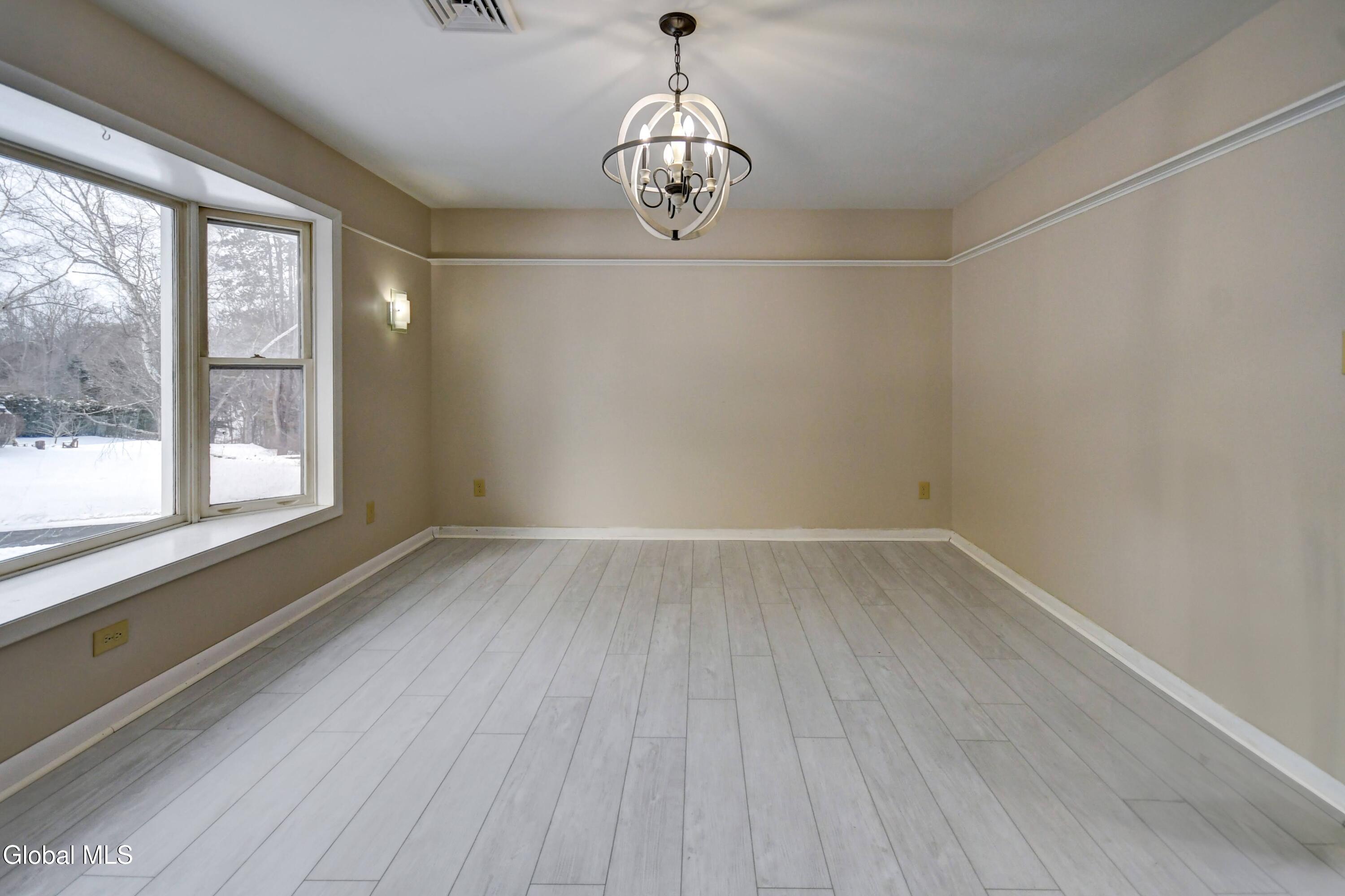 179 Steadwell Road Amsterdam, NY 12010 - Photo 12 of 84 179 Steadwell Rd-50