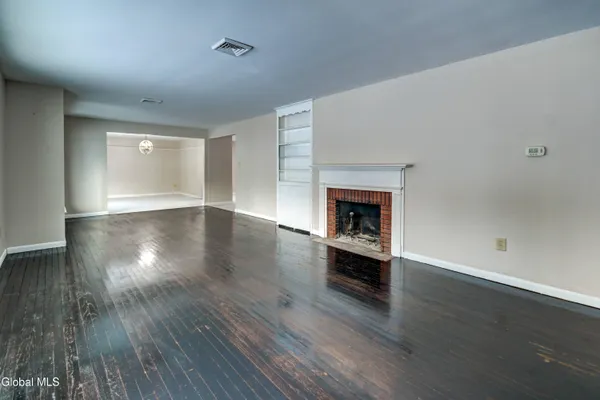 $425,000 | 179 Steadwell Road, Amsterdam, NY 12010