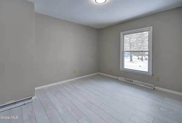 $425,000 | 179 Steadwell Road, Amsterdam, NY 12010