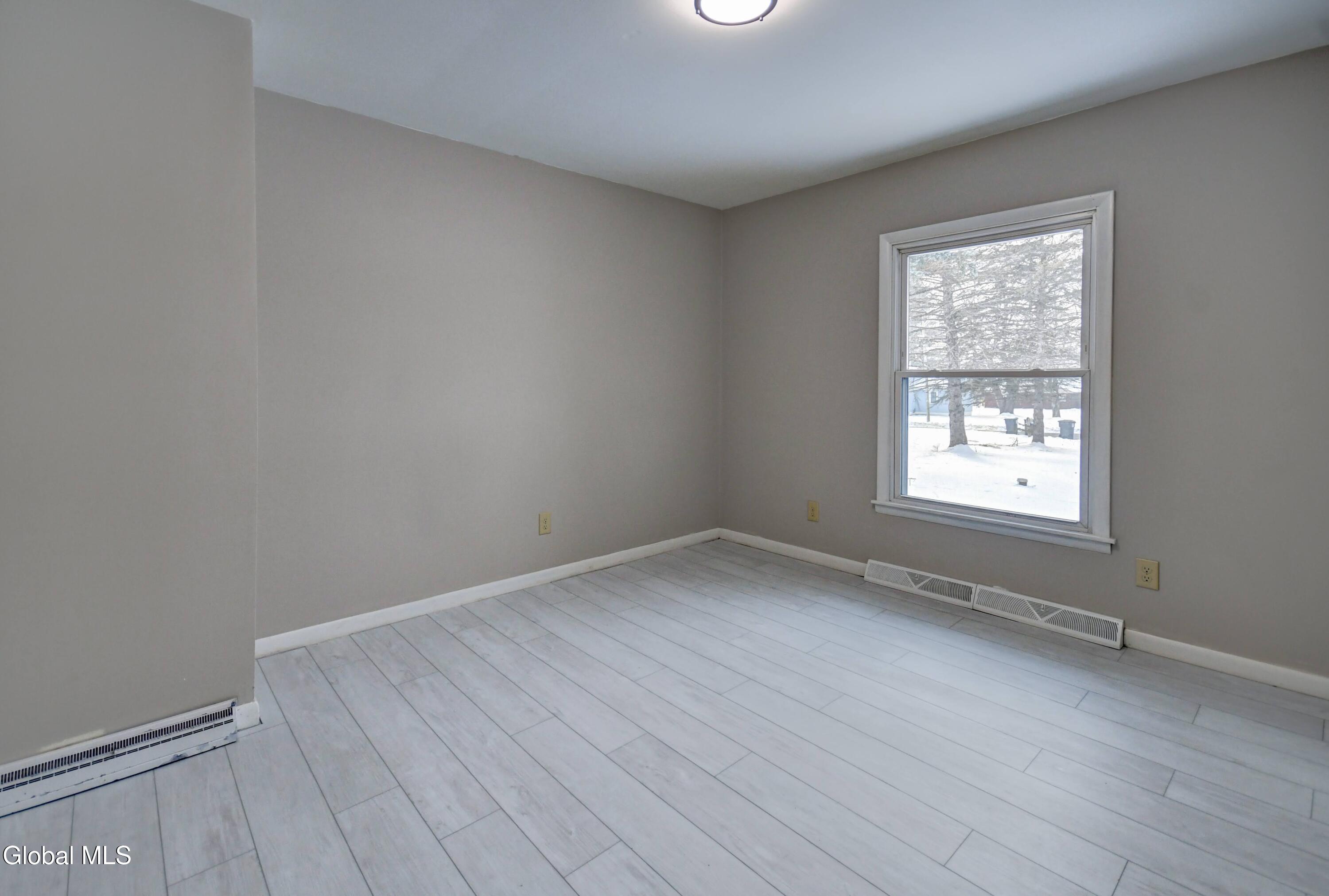 179 Steadwell Road Amsterdam, NY 12010 - Photo 45 of 84 179 Steadwell Rd-33