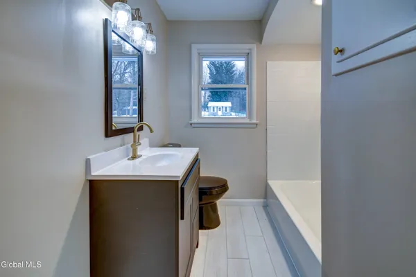 $425,000 | 179 Steadwell Road, Amsterdam, NY 12010