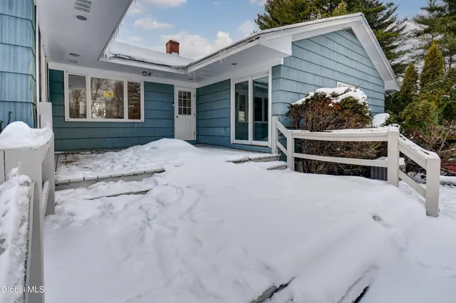 $475,000 | 179 Steadwell Road, Amsterdam, NY 12010