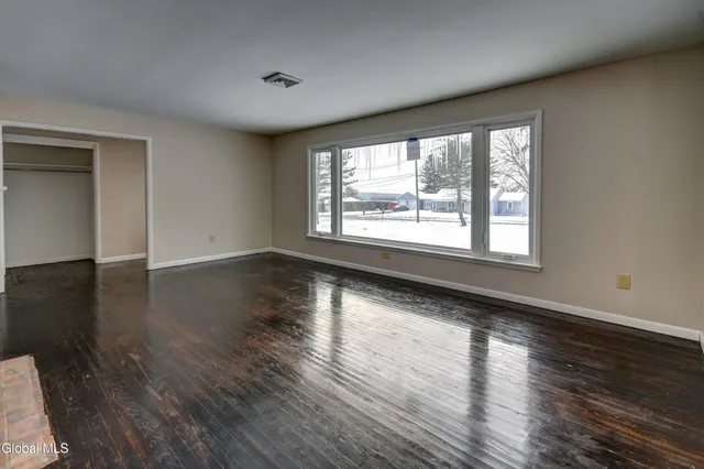 $475,000 | 179 Steadwell Road, Amsterdam, NY 12010