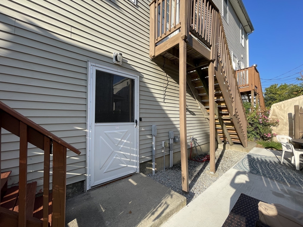 33 Sigel Street, Unit B Worcester, MA 01610 - Photo 6 of 28 a view of balcony